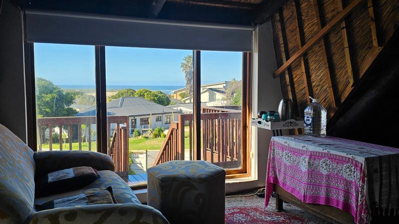 5 Bedroom Property for Sale in Stilbaai Wes Western Cape